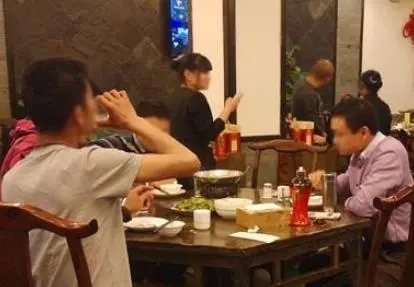 南京受贿100万元量刑案例,2001年江苏南京贪污犯死刑案