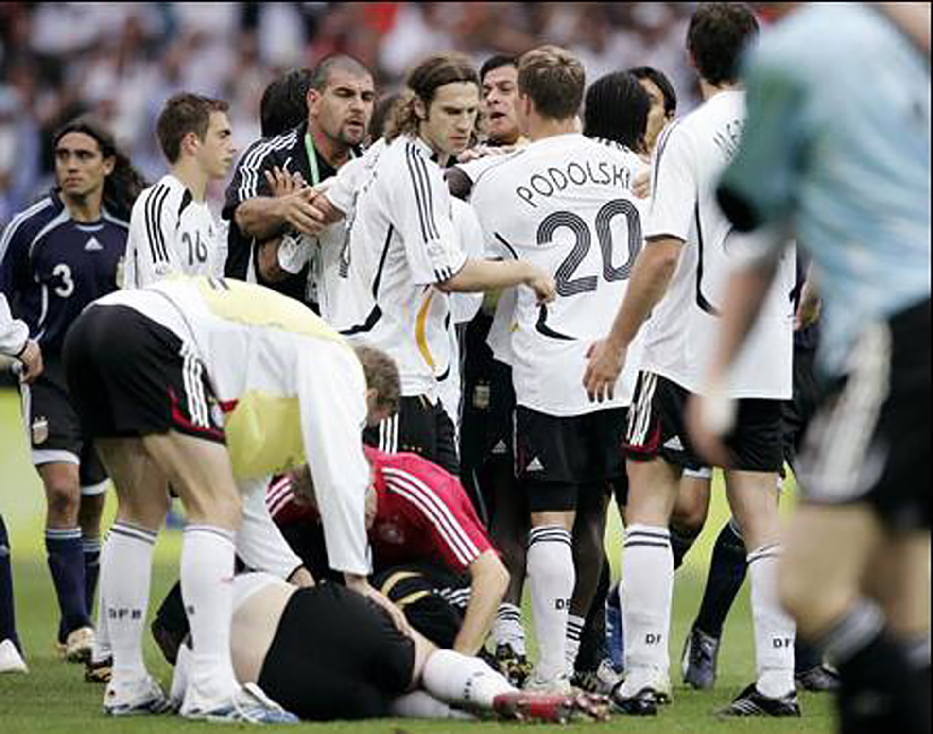 世界杯阿根廷德国点球大战莱曼,2006年世界杯阿根廷对德国图