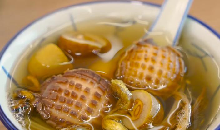 清燥润肺的六种汤水,喉咙干痒咳嗽有痰喝什么汤好