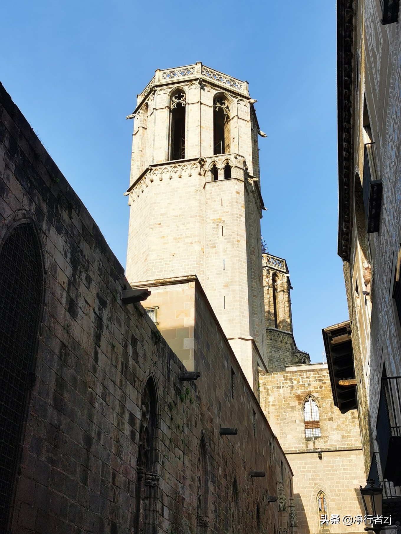 冬日暖阳拔“牙”记（34）巴塞罗那：高迪打造的欧洲之花（上）