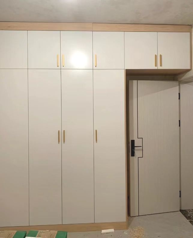 装修衣柜的四种省钱方式,装修衣柜的4种省钱方法只需2千