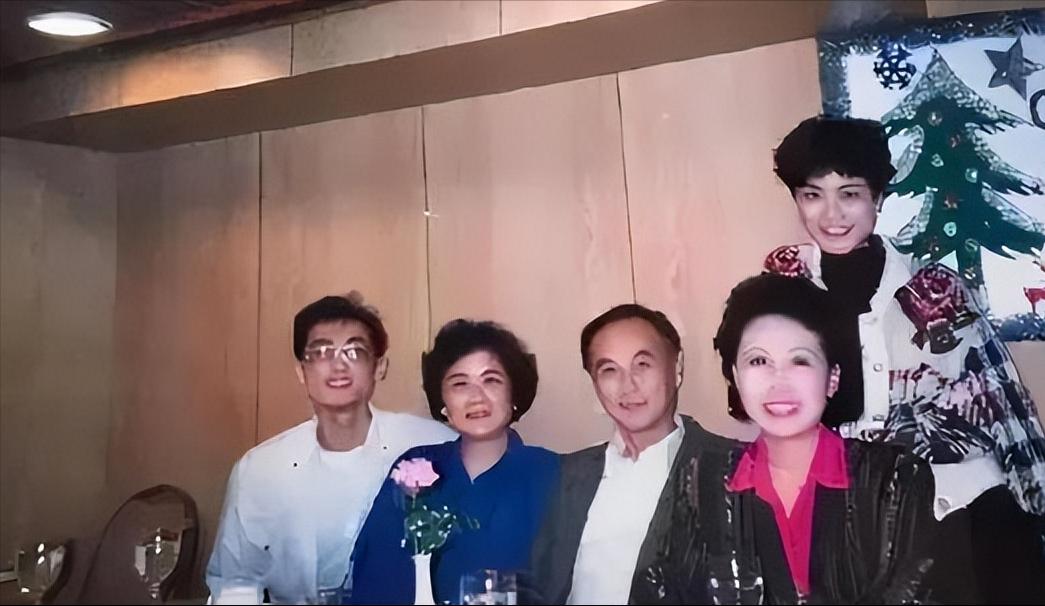 谢霆锋王菲朴树窦唯周迅李亚鹏,王菲谢霆锋李亚鹏周迅窦唯关系图