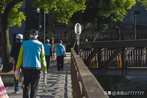 养老院老年人娱乐活动视频,适合老年人的娱乐活动有哪些