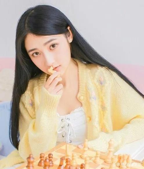 如何展开撩妹聊天话题,跟女生聊哪些有趣好玩幽默的话题