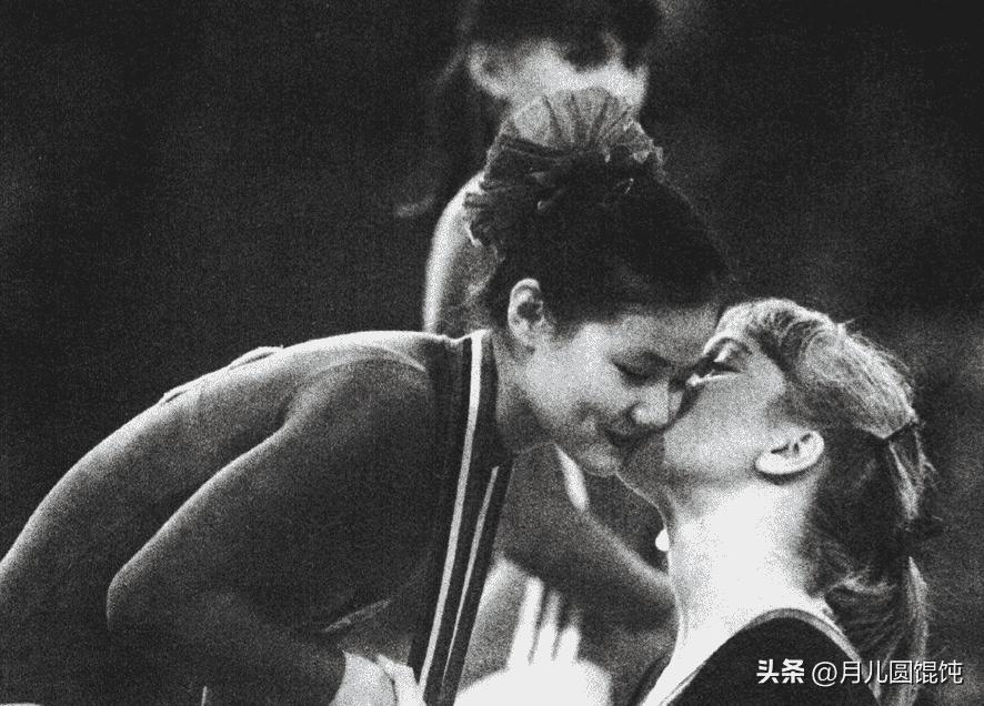 日军日记：半夜偷袭了村庄，为实施惩戒，我将*雷手**塞入女人*体下**中