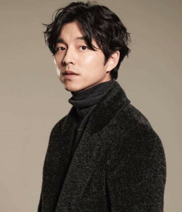 男生韩剧烫发发型推荐,韩式男生烫发推荐蓬松