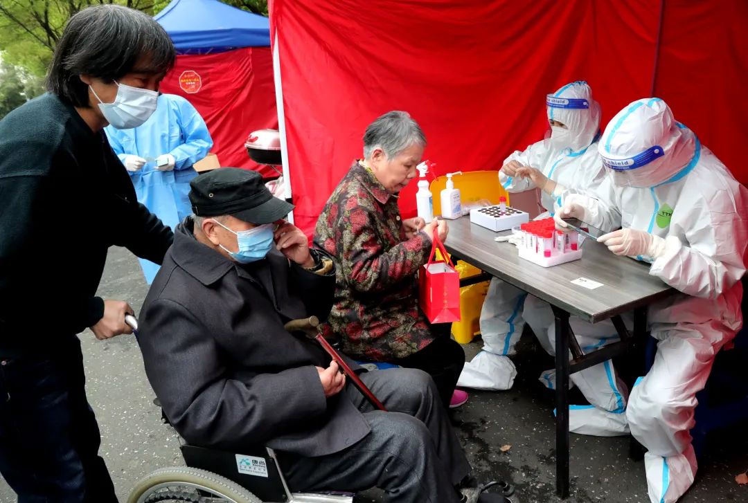 荒废的养老院,养老院住了一天不退费