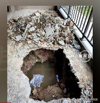 新房未交房房顶积水,住宅地下车库一下雨就渗水严重