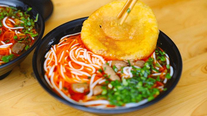 嗦粉成都美食,成都美食嗦粉