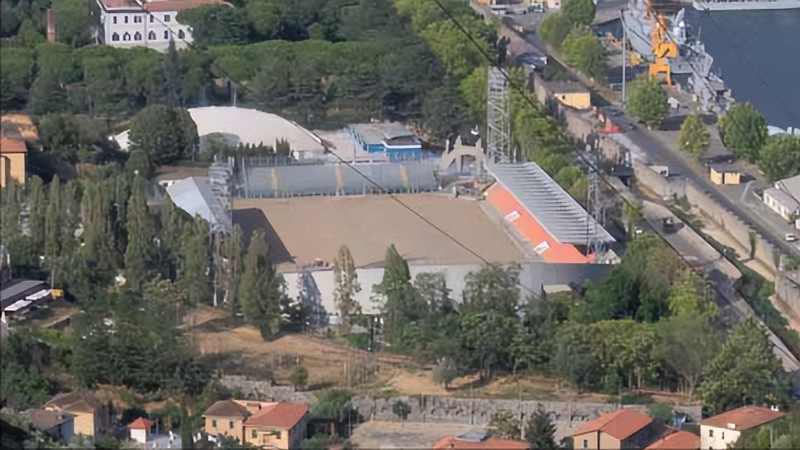 德甲联赛18座球场巡礼,意甲联赛赛场