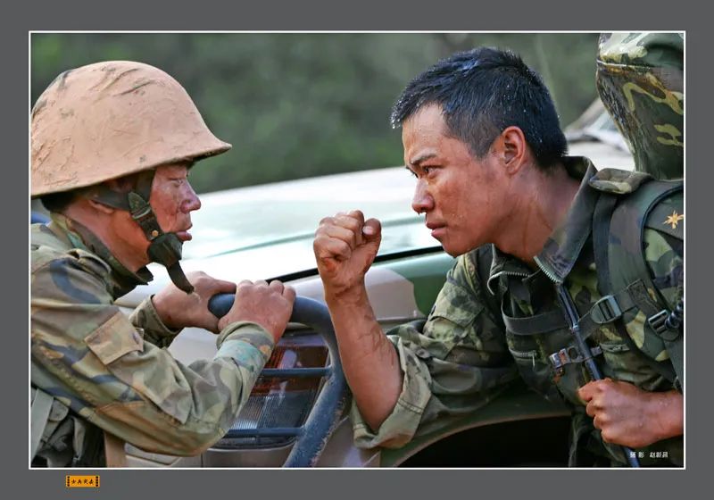 王宝强背后的心酸,王宝强背后的照片