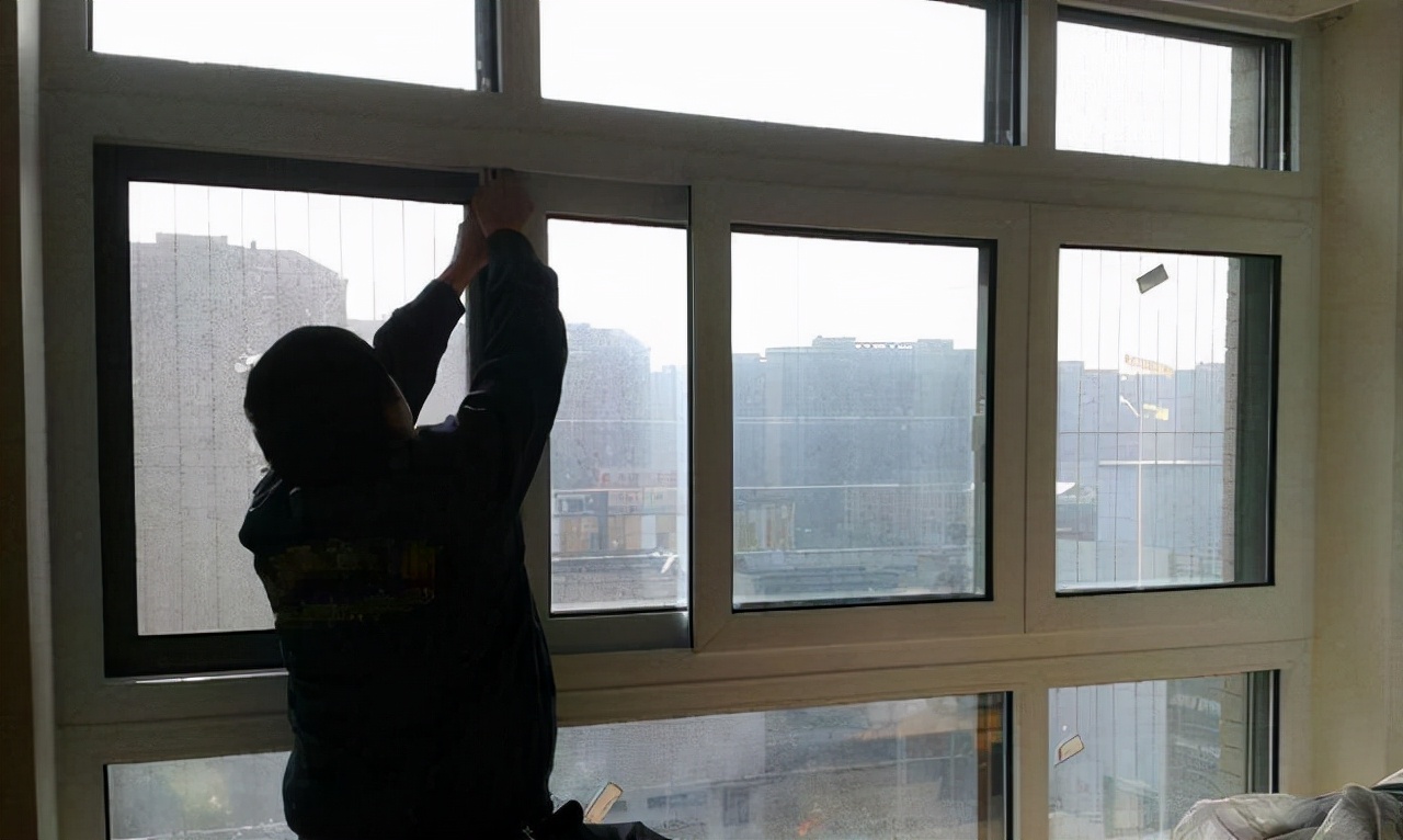 冬天窗户防风保暖最好的办法,冬天窗户漏风怎么最省钱保暖