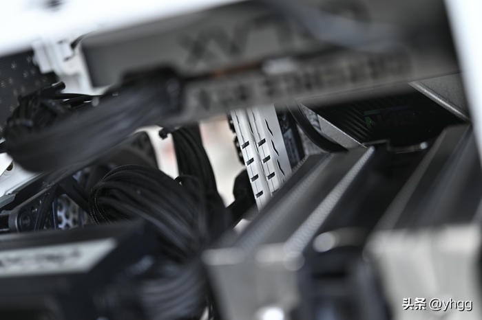 七彩虹主板b760和影驰760,七彩虹b760冰霜对比影驰b760