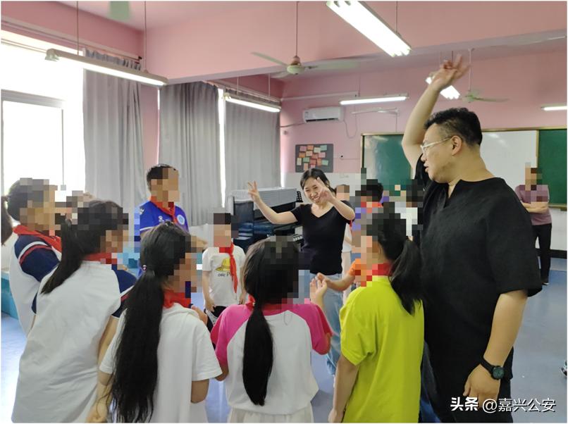 三个真实小故事,三个真实小故事纪录片