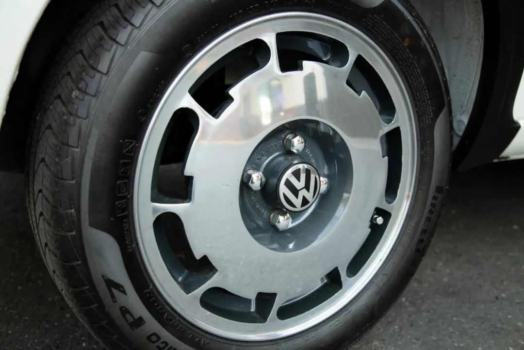 国内少见1989款双门大众捷达