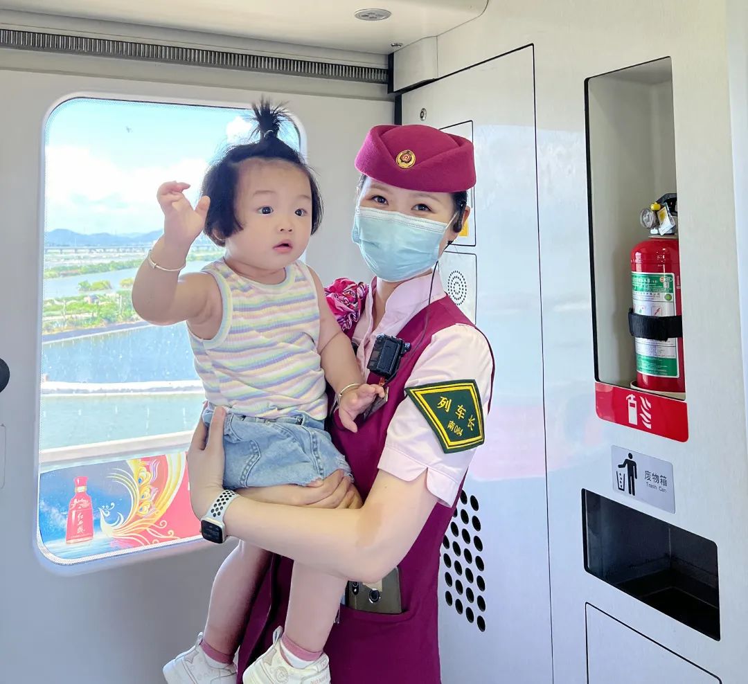 最美的列车长,最美列车长