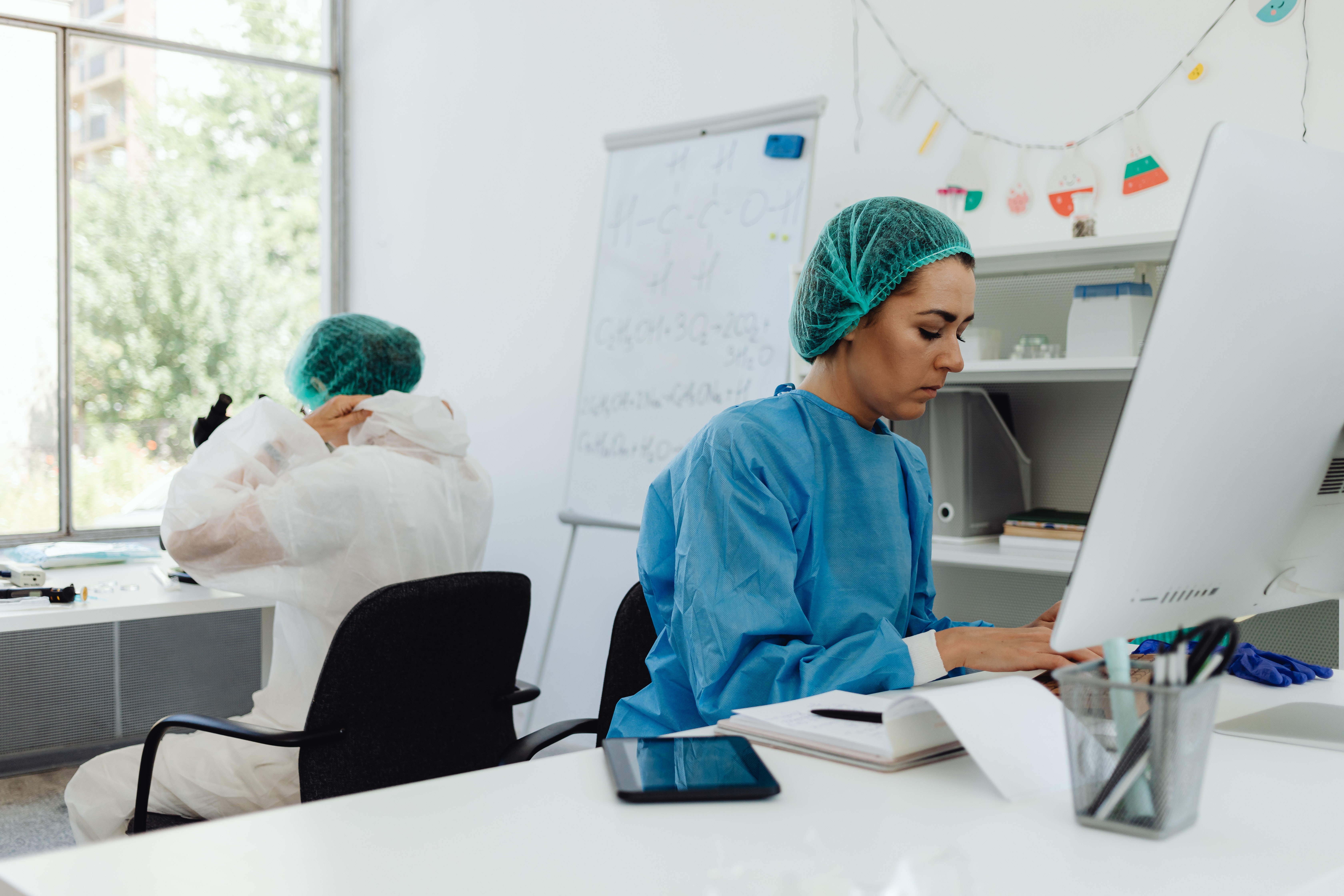 患癌找肿瘤医院还是综合医院,肿瘤医院和综合医院