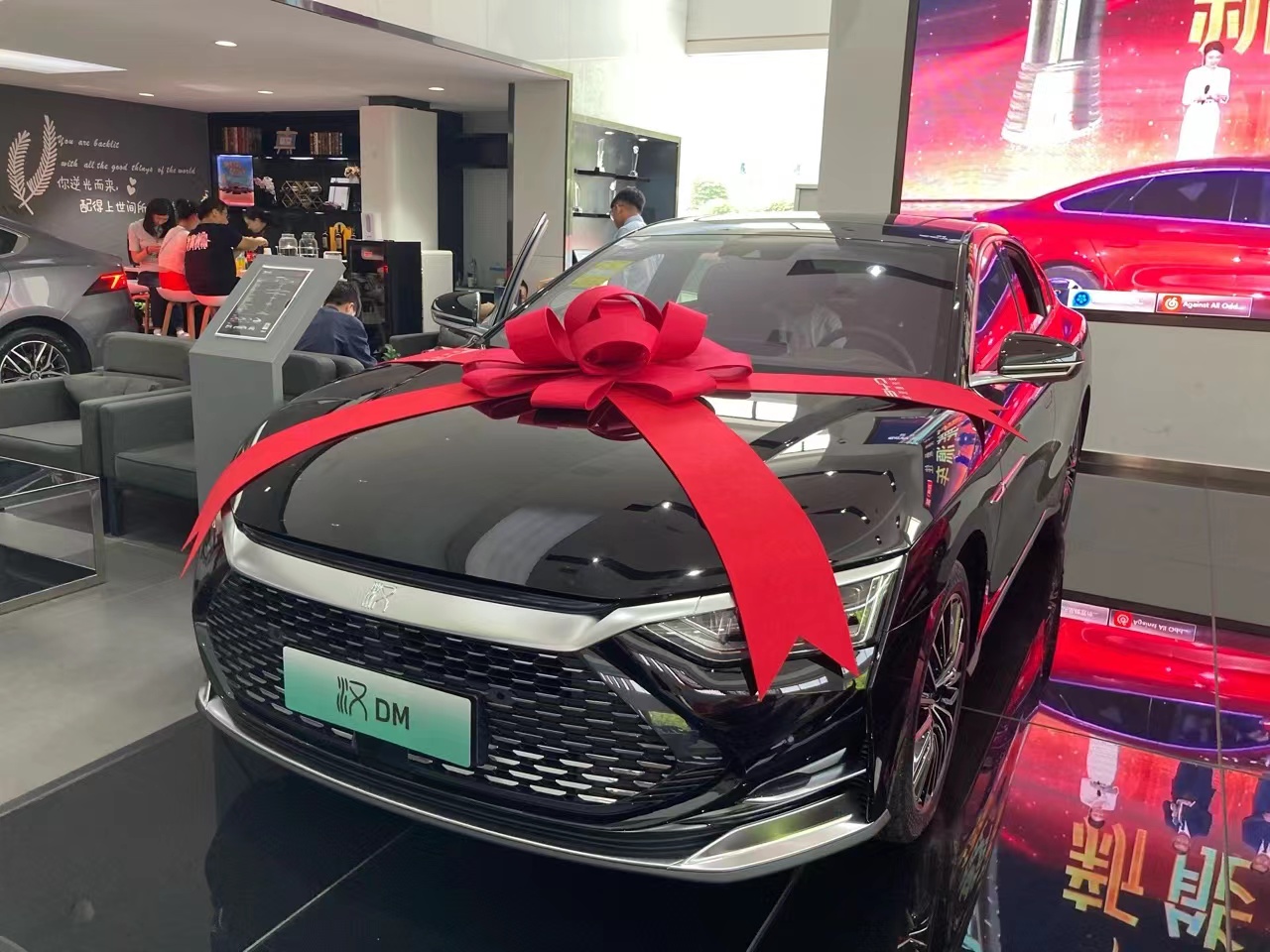 新手买车都需要注意哪些事项,买车时经常遇到的圈套都有什么