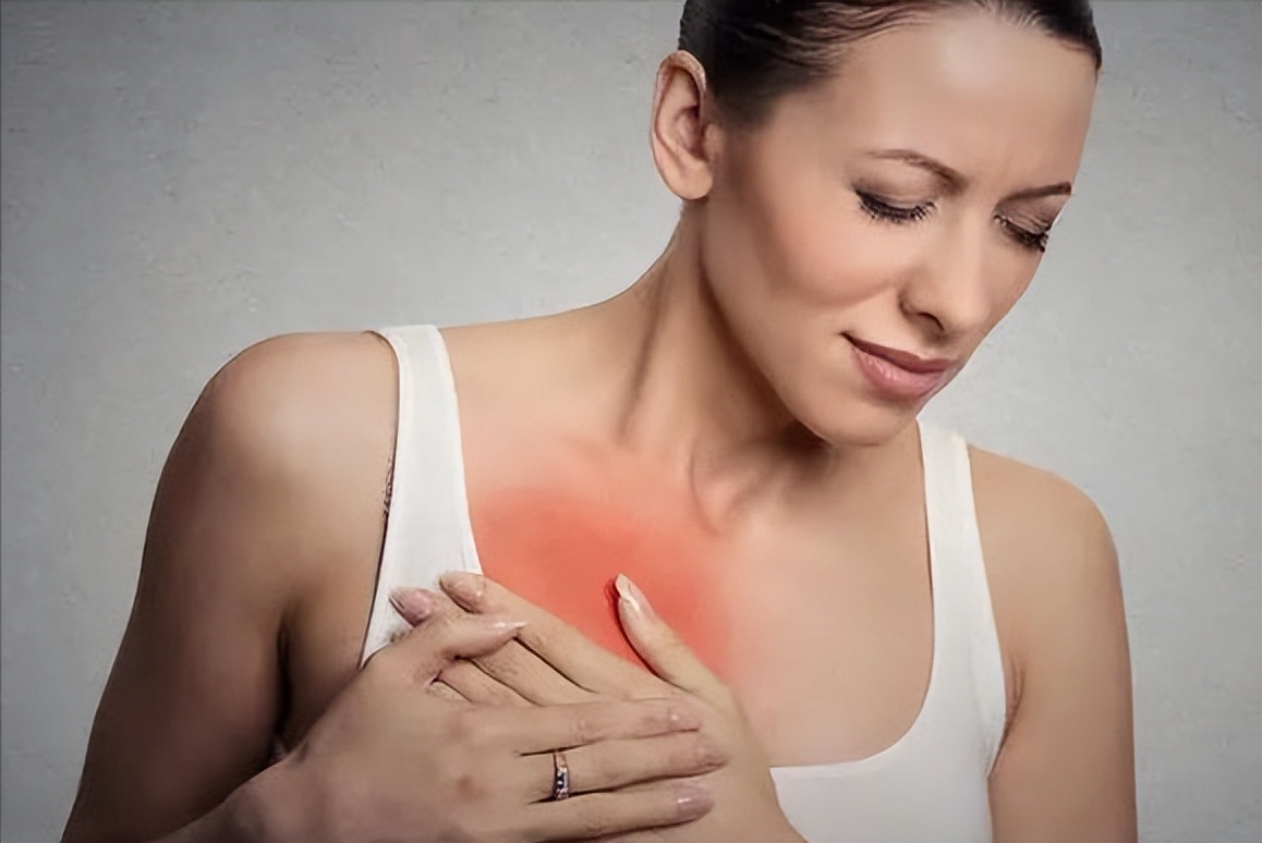 产后乳房出血是什么？它是由什么因素导致的，又有哪些危害呢？