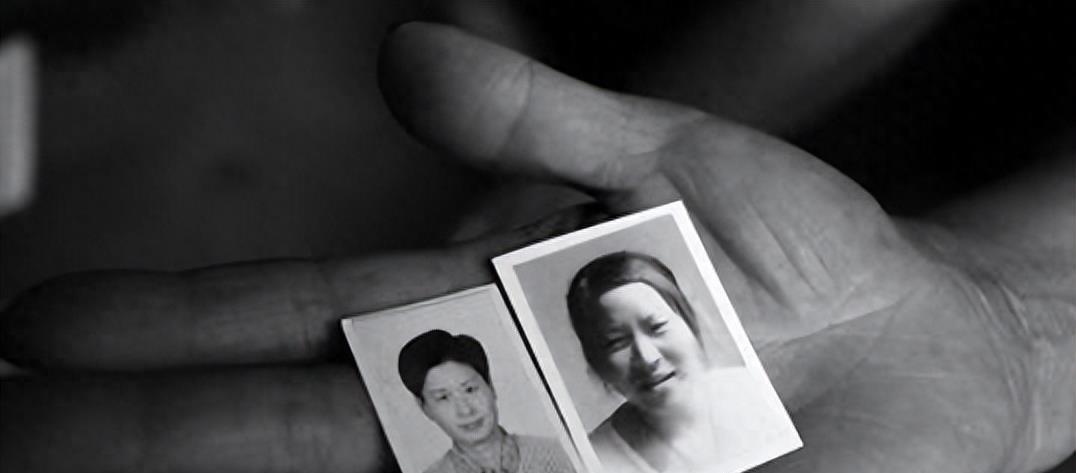 警方当场抓获狡猾女犯罪嫌疑人,警方抓获犯罪女性