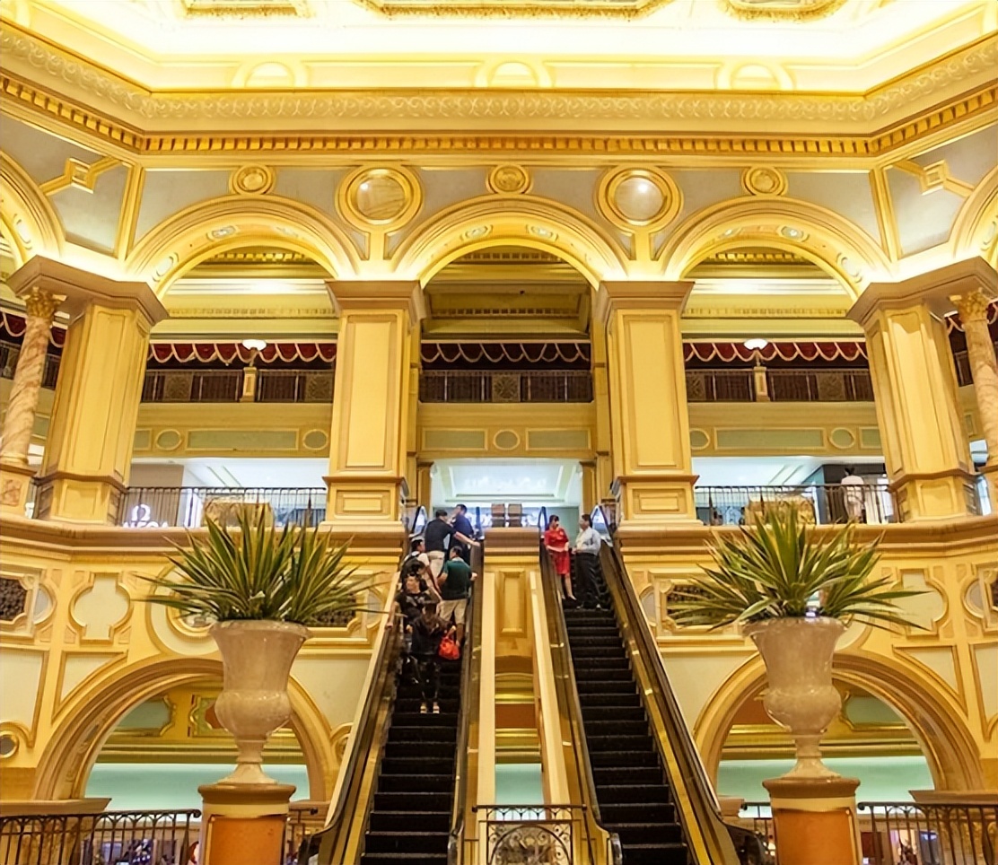 一把输七亿美金,一把输七千亿后续