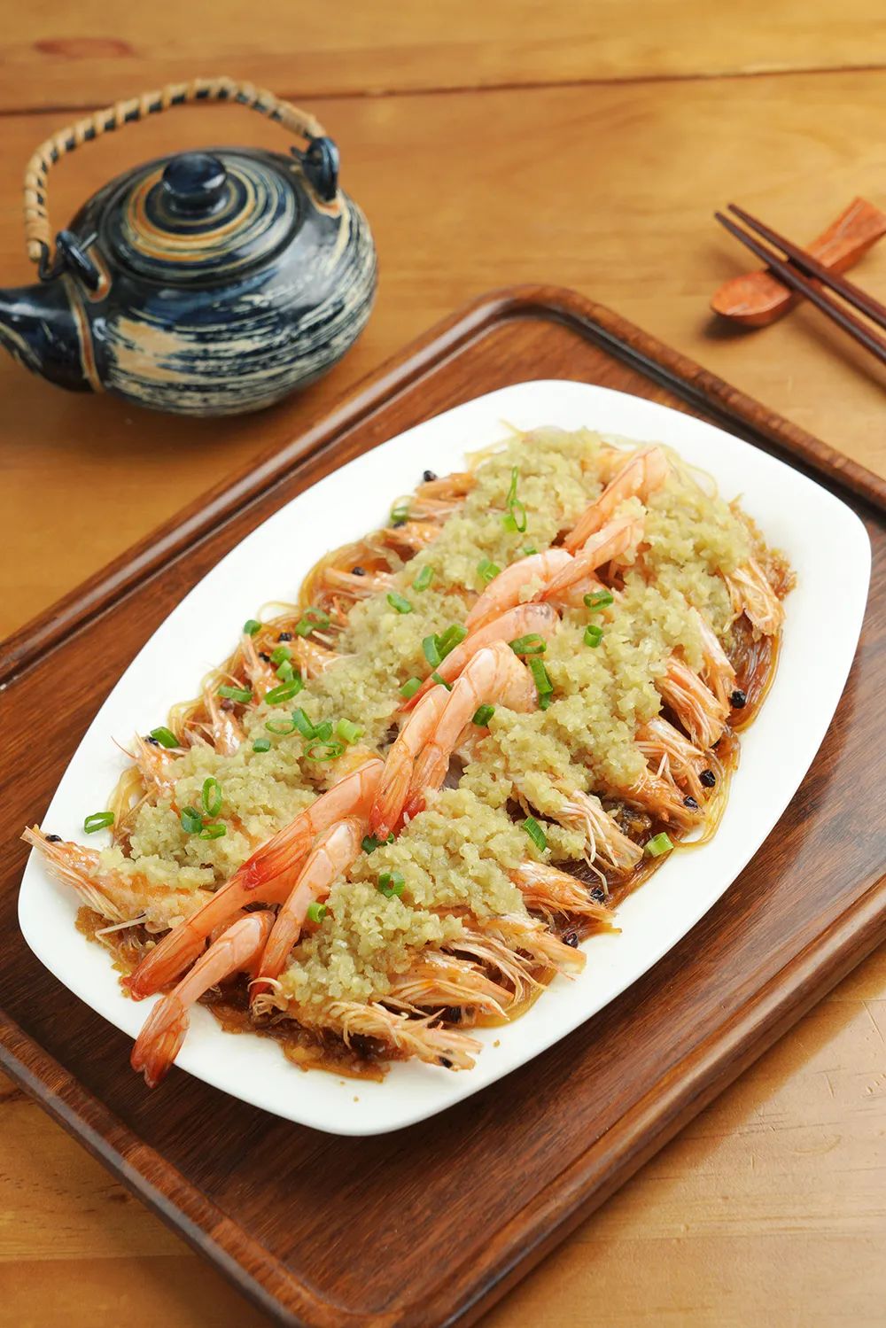 蒜蓉粉丝大虾蒸扇贝,蒜蓉粉丝蒸扇贝鲍鱼生蚝的做法