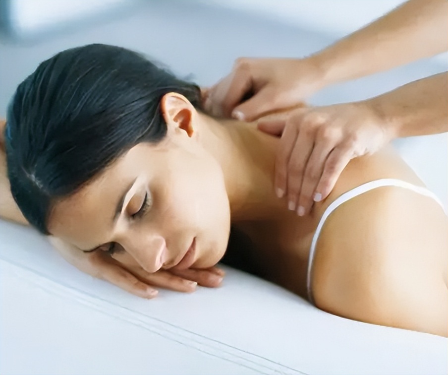 肩周炎肩膀痛应该锻炼还是静养,肩膀疼痛警惕肩周炎