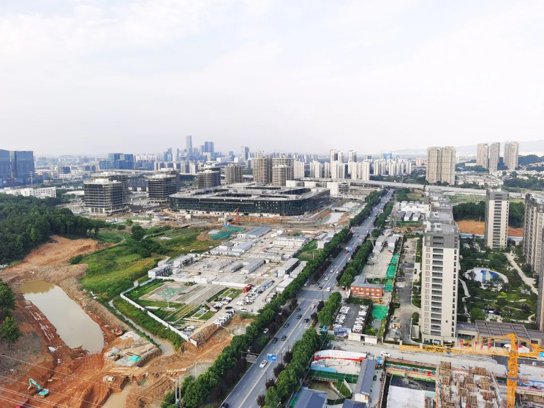 杭与城和杭珹未来中心哪个好,杭与城和杭珹未来中心对比