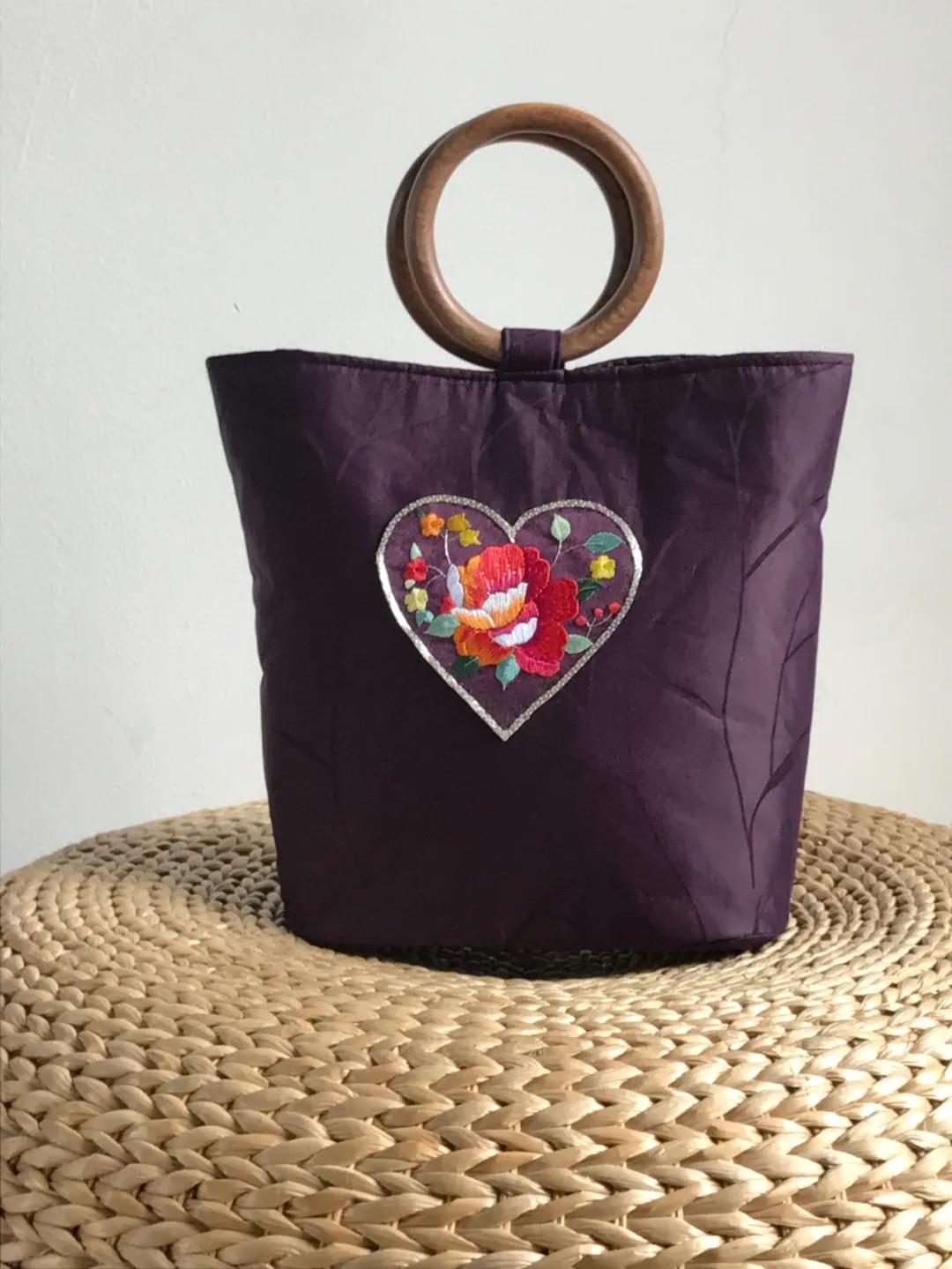 改良版旗袍的面料,如何能让旧旗袍面料焕然一新