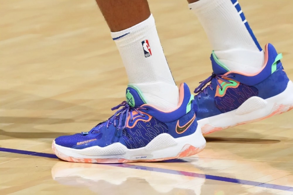 莫兰特签名鞋继续出吗,莫兰特签名鞋为何发售那么快