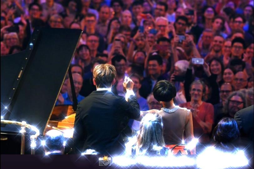 郎朗同门师妹奏钢琴,郎朗师妹蜜蜂飞舞钢琴完整版