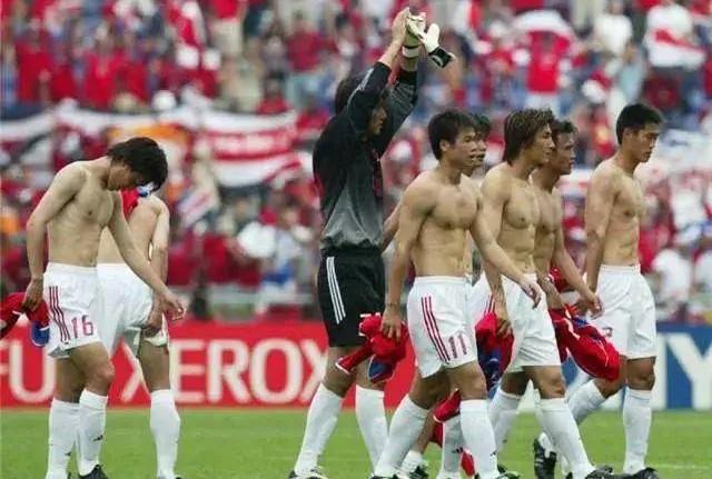 男足怎么进步,中国男足如何变得更强大