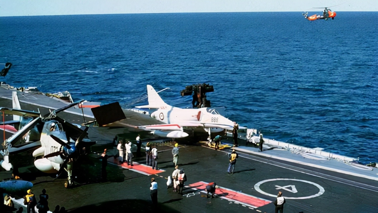 花三千万买澳洲航母,航母拆解全过程