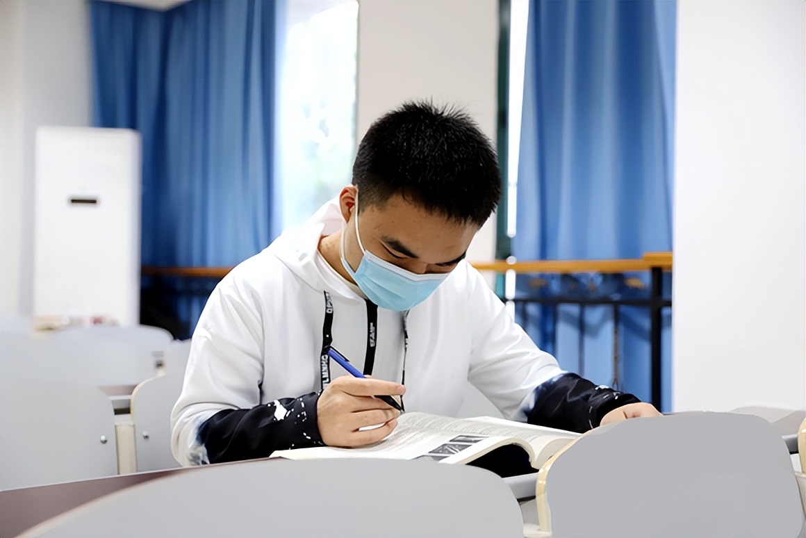 如何走出毕业频繁失业怪圈,32岁本科生失业找不到工作