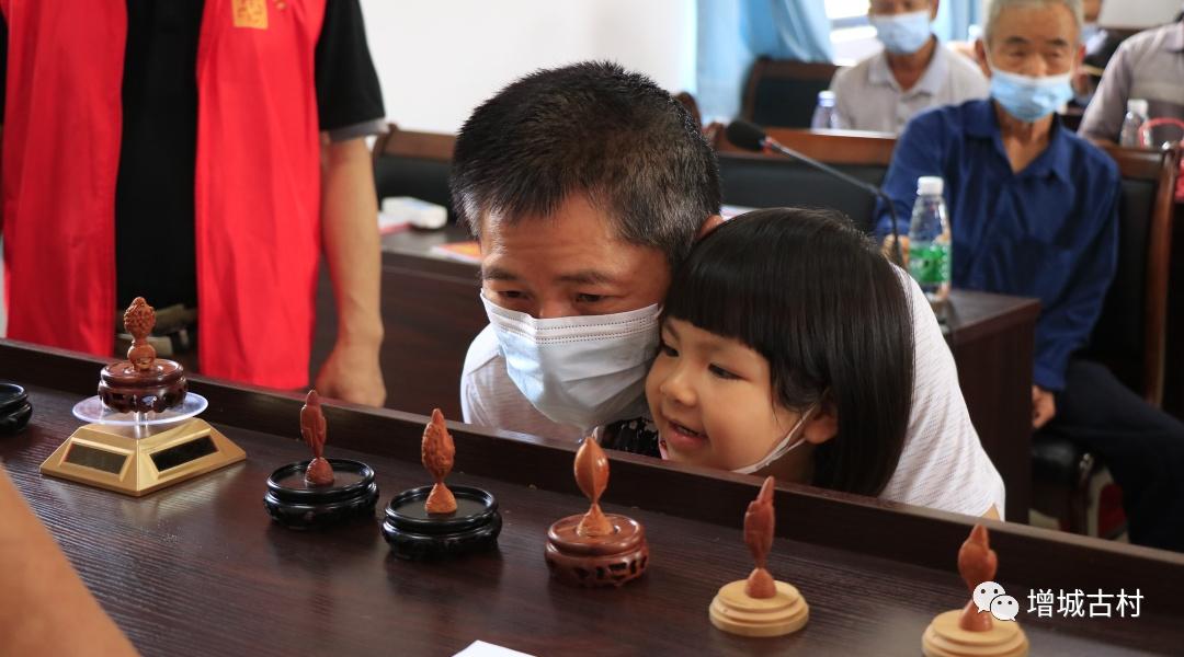 家门口的榄雕体验，增江街村民找到了“回归”的感觉