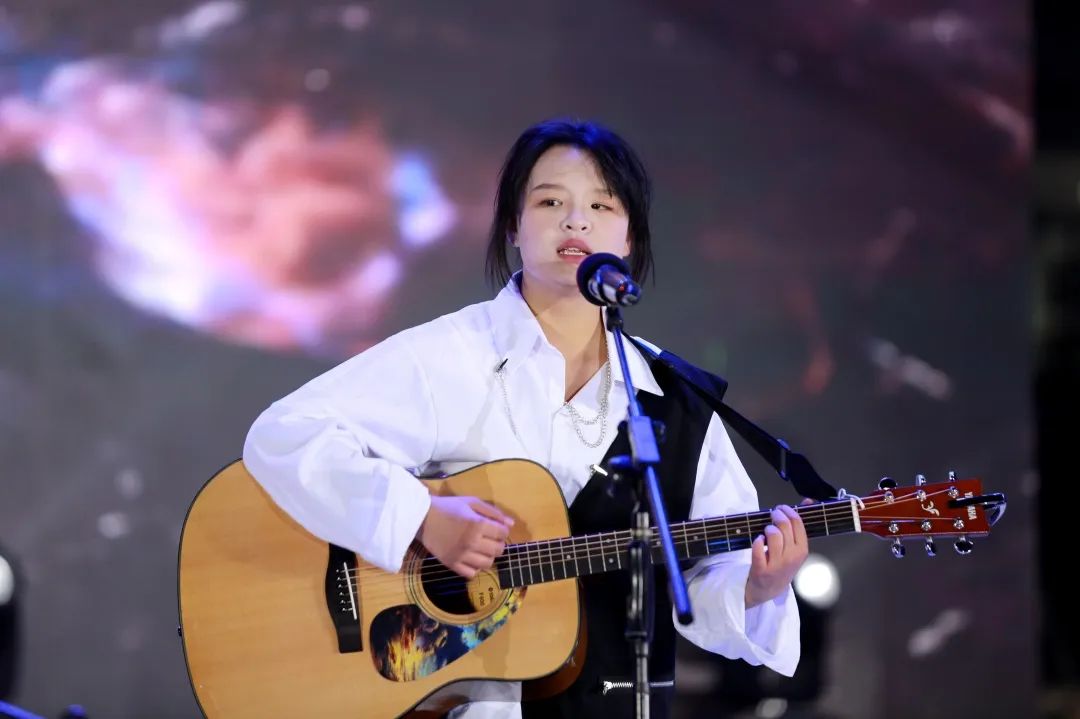 八斗扬帆，为梦起航