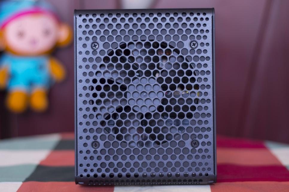 电源700w金牌全模组推荐,额定750w电源金牌全模组推荐