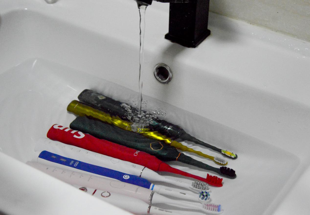 超高性价比电动牙刷推荐!n款热门电动牙刷专业实测,拒绝盲推