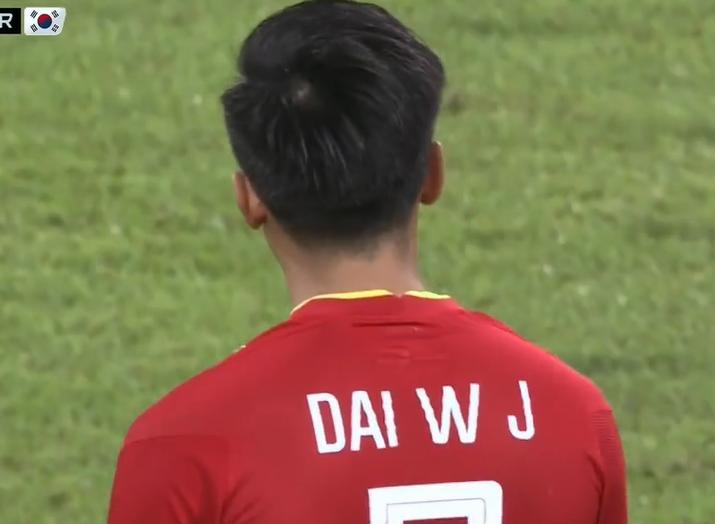 0:3完败暴露出实力上的差距,最令人震撼的是中国队3比0完胜