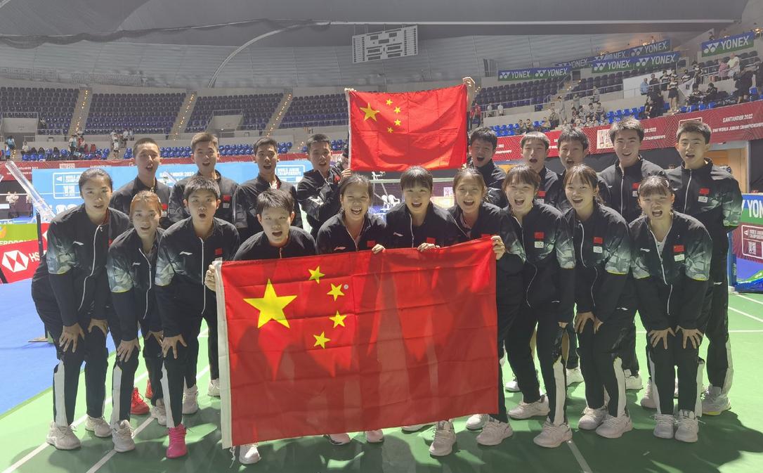 国羽头号男双完败印尼赛出局,国羽男团横扫印尼进4强