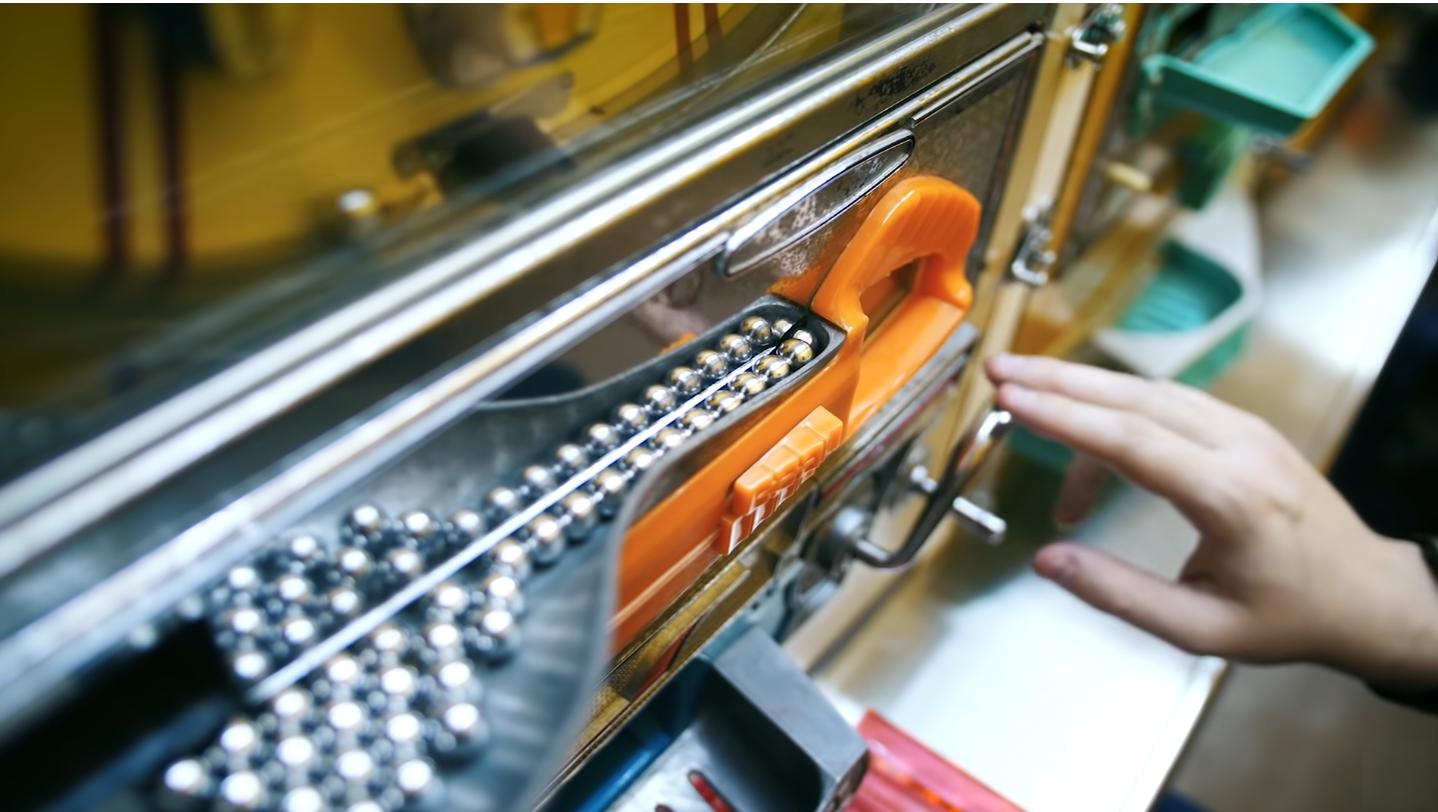 日本弹珠机倾家荡产,日本弹珠倾家荡产