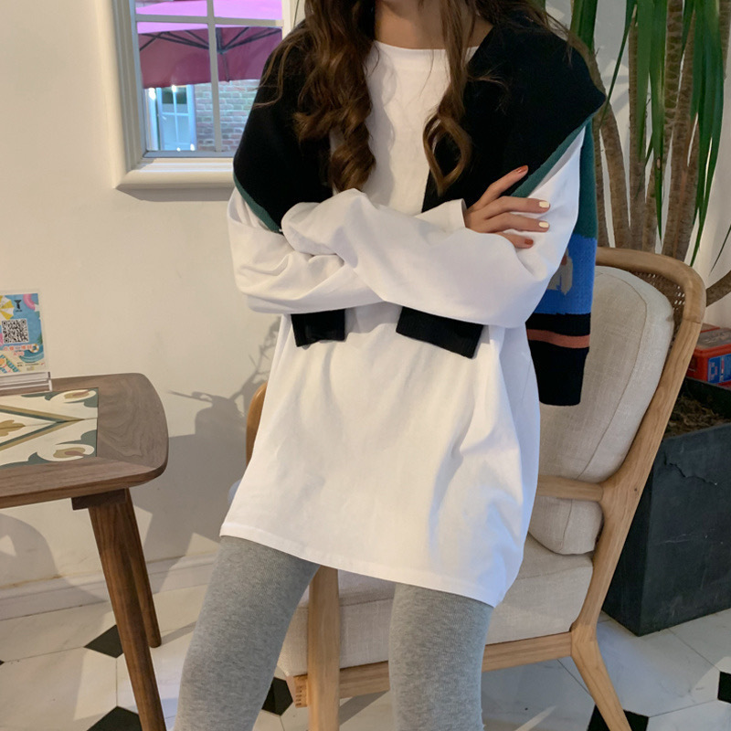 打底白t恤长袖优衣库,优衣库的t恤到底会变长还是缩水