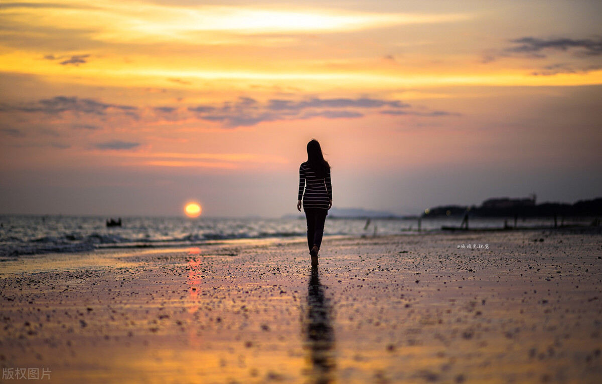 告别2022，未来可期，时光静好，浅笑安然，向着温暖那方走去