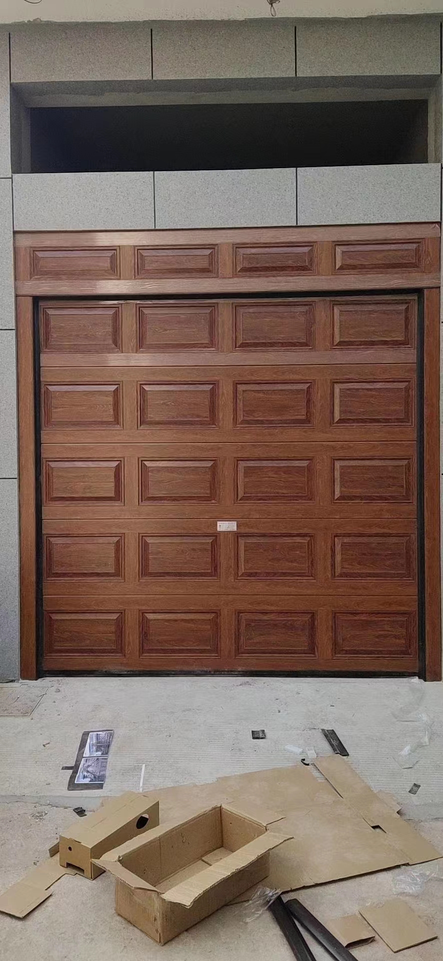 太阳晒门门膨胀了关不上怎么办,卷帘门太阳晒怎么办