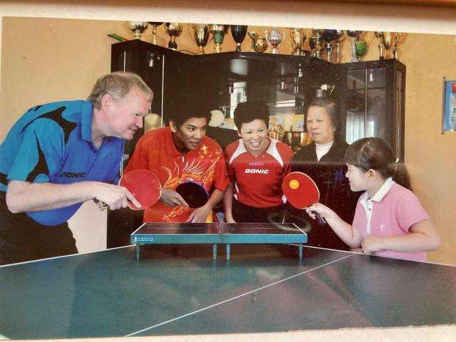 60岁倪夏莲淘汰19岁国乒新星,倪夏莲被米特兰姆逆转