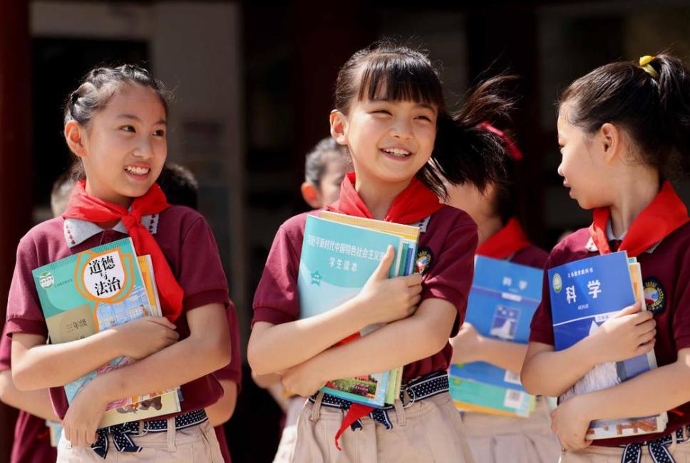 真是让人没想到啊！“毒教材”竟然卷土重来了，这次毒性还更强！