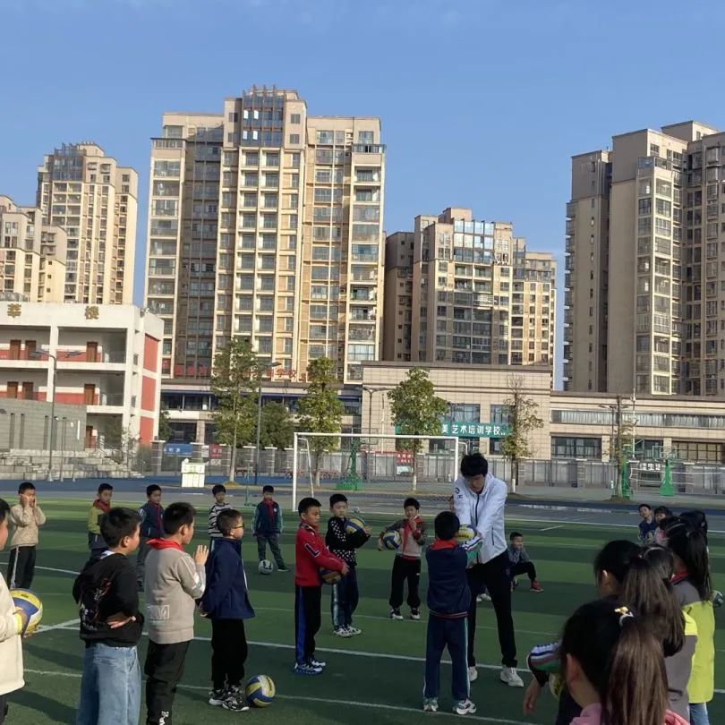 鹭栖湖学校六一节目,鹭栖湖学校运动会