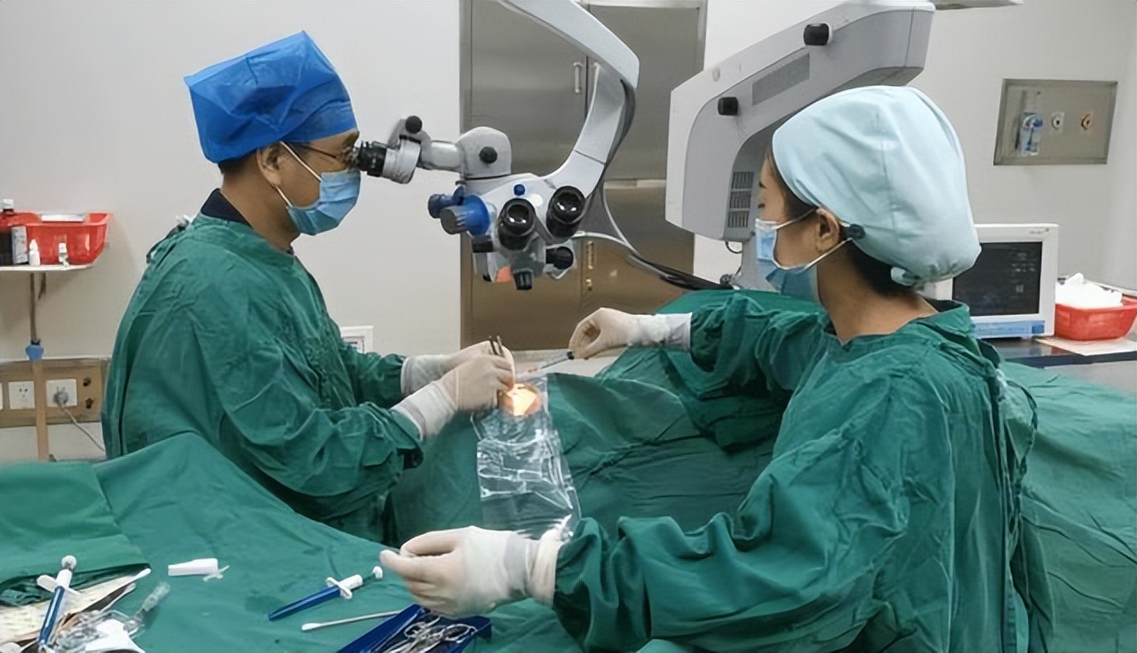 出现囊肿是什么原因引起的,出现囊肿