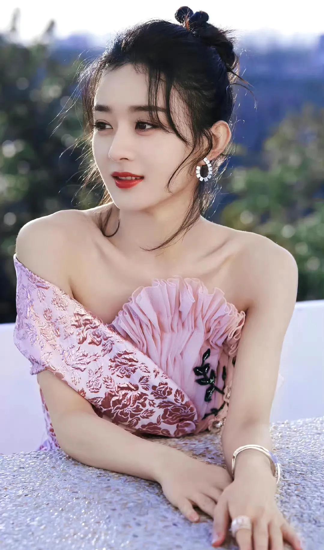 赵丽颖杨幂惊艳写真大片,魅力女神赵丽颖写真