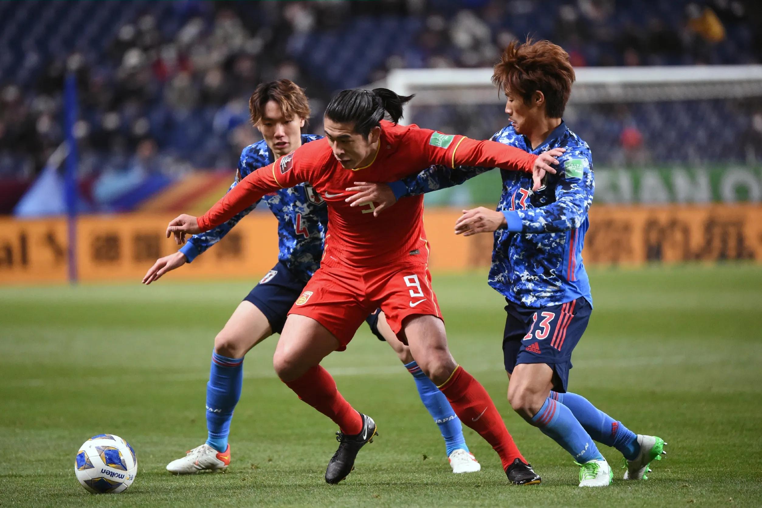 扬科维奇中国足球精神,扬科维奇执教大连人